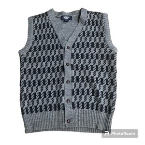 Hemingway Point gray checkered vest button down V neck acrylic wool polyester L.